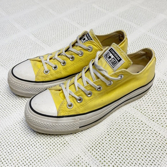 yellow low top chucks